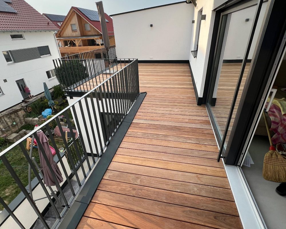 WhatsApp Image 2025-10-02 at 08.55.09 (1)